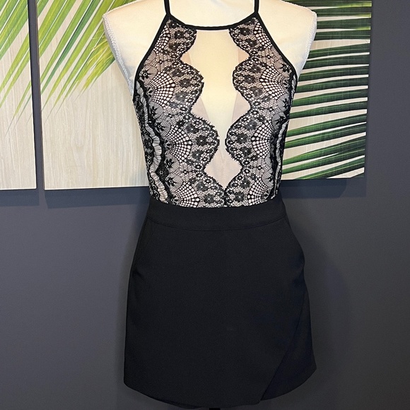 Main Strip Romper - Picture 1 of 8